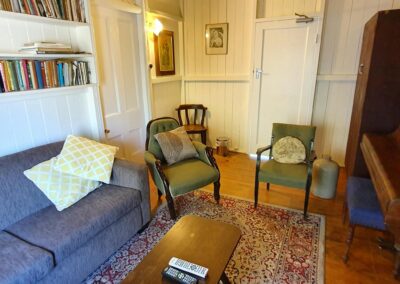 homestrad sitting room